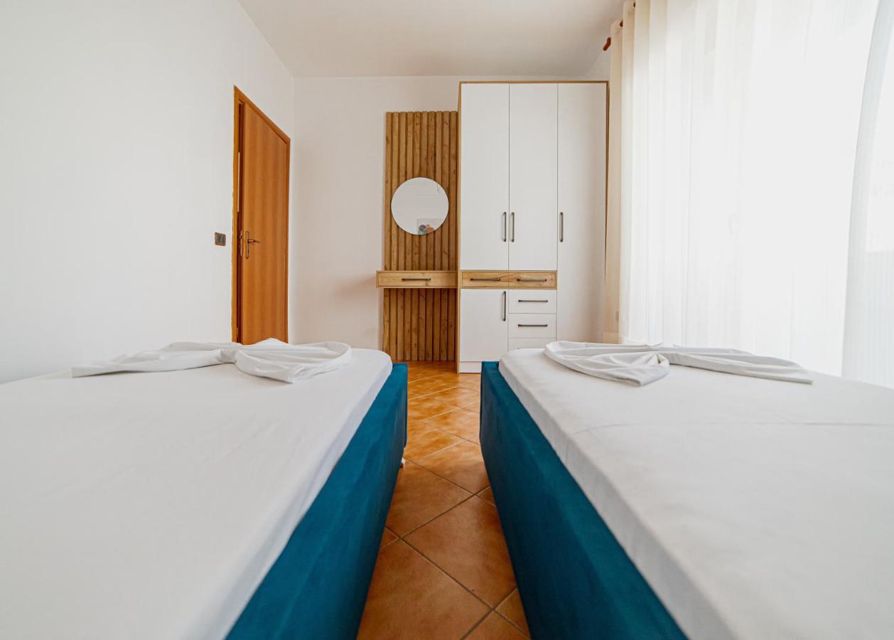 Ajla Apartment Durrës 外观 照片